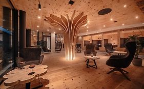 Sport&Wellness Hotel Cristallo